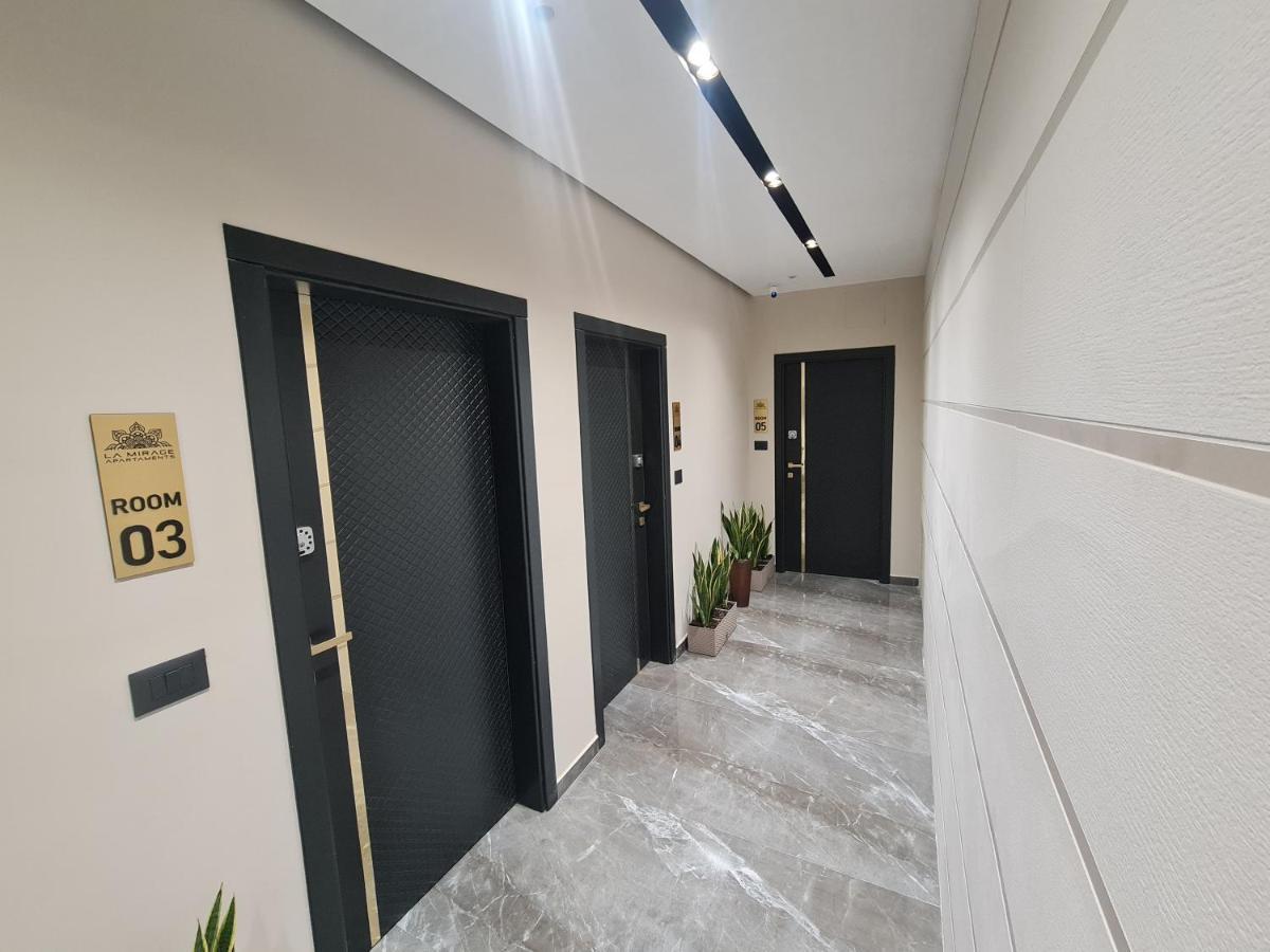 La Mirage Apartment 04 Tirana Bagian luar foto