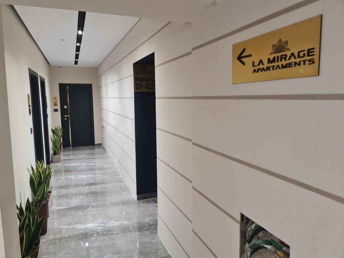 La Mirage Apartment 04 Tirana Bagian luar foto